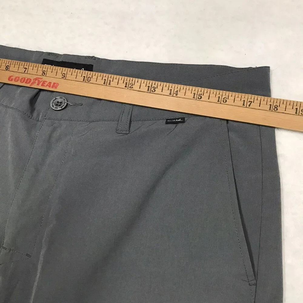 TRAVIS MATHEW Golf Shorts Men 35 Gray Performance Stretch Poly